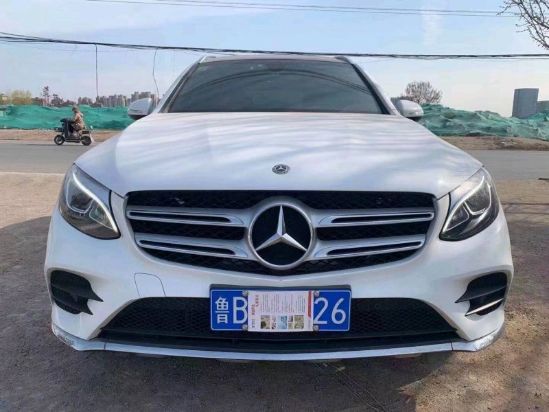 青岛19年奔驰GLC1