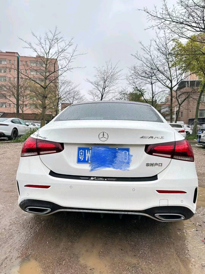广州21年奔驰A9