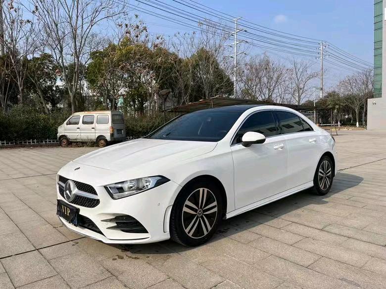 盐城19年奔驰A3