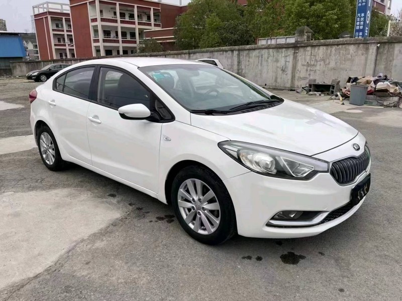 宜昌16年起亚K32