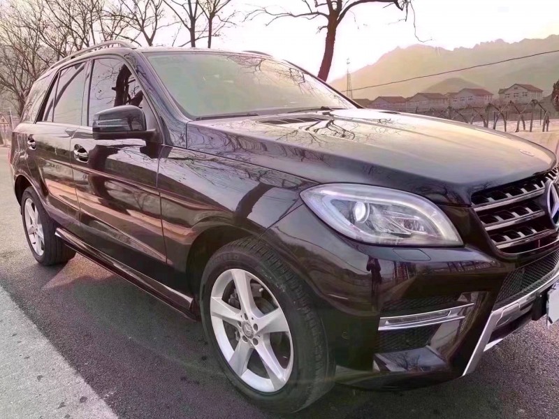 济南15年奔驰ML2