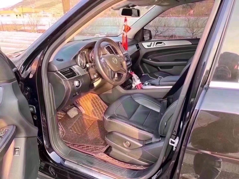 济南15年奔驰ML8