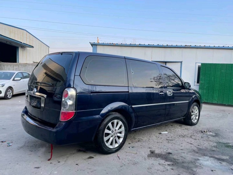 济宁13年别克GL88