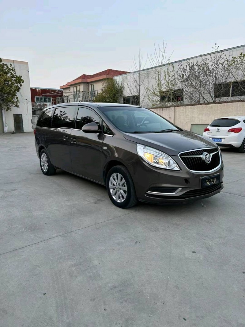 宿迁17年别克GL83