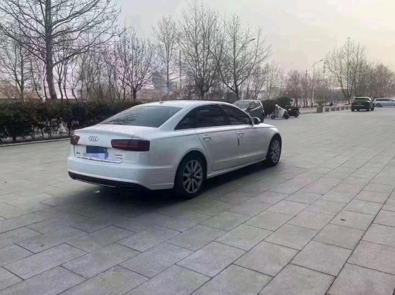 青岛18年奥迪A6L8