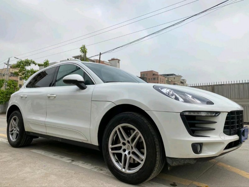 广州18年保时捷Macan2