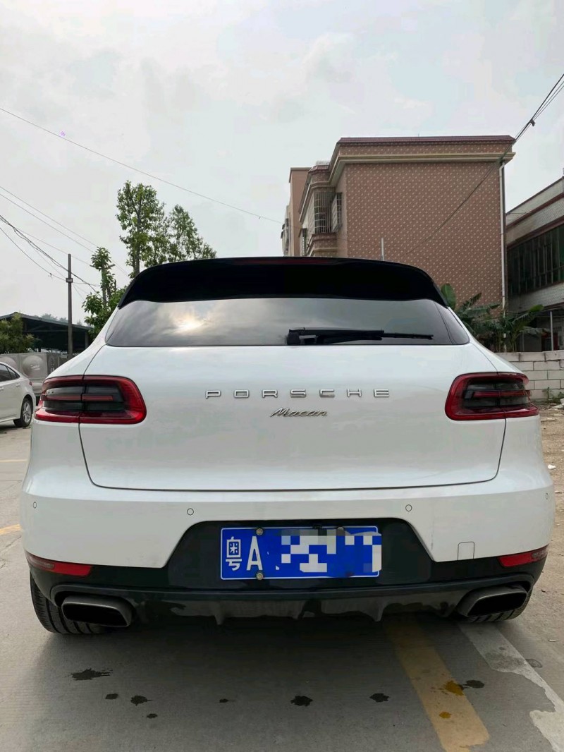 广州18年保时捷Macan9