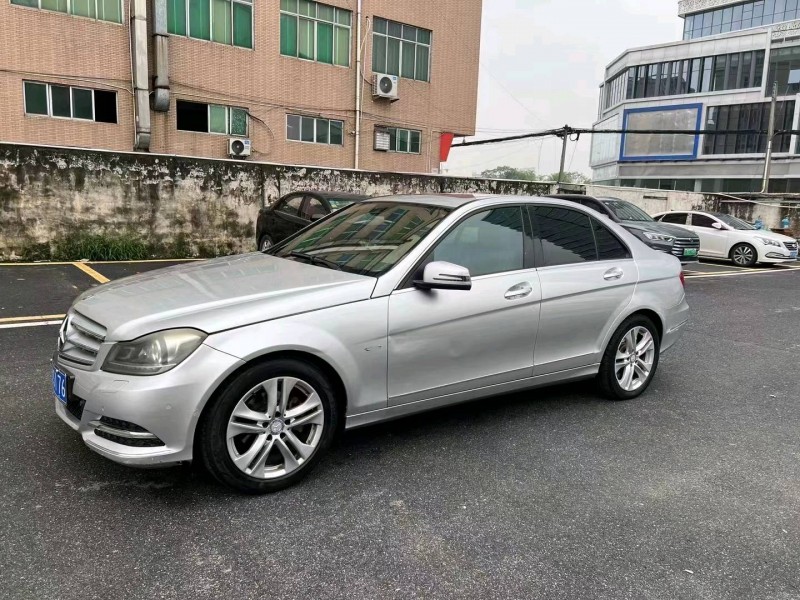 广州12年奔驰C3