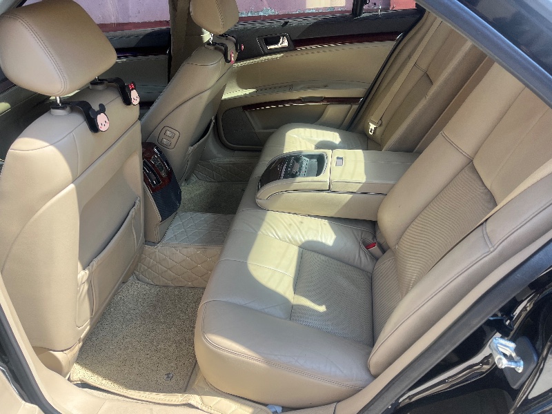 青岛11年凯迪拉克赛威5