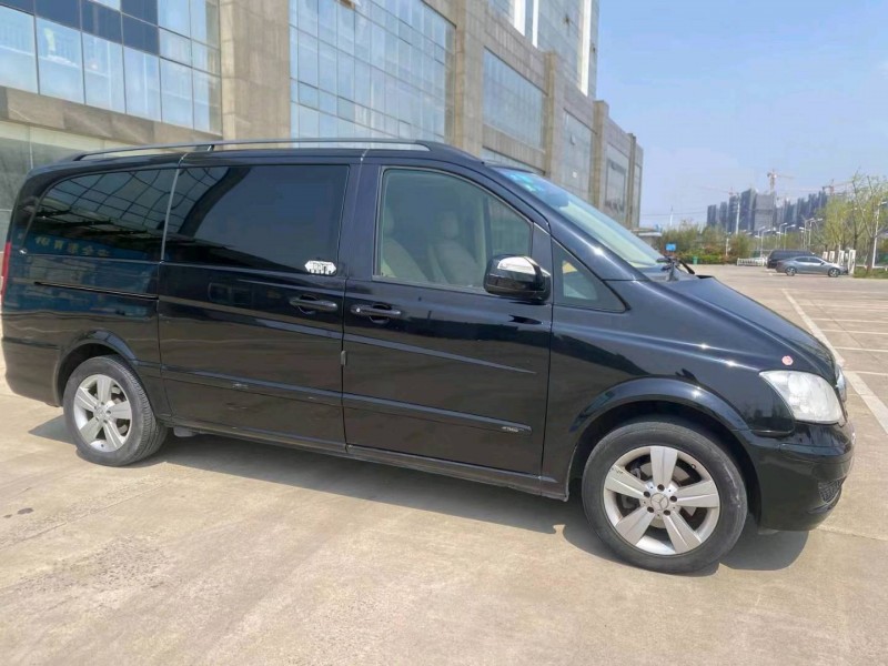 徐州13年奔驰唯雅诺3