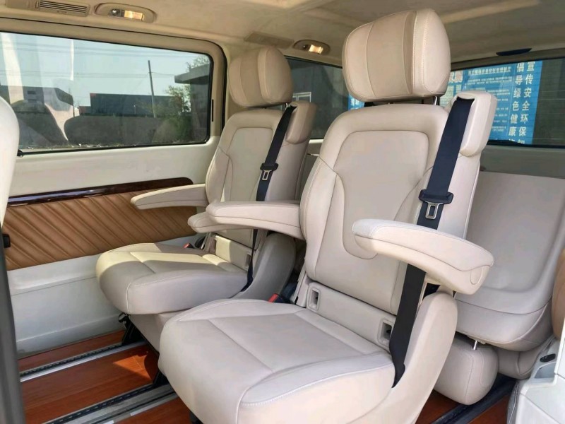 徐州13年奔驰唯雅诺5