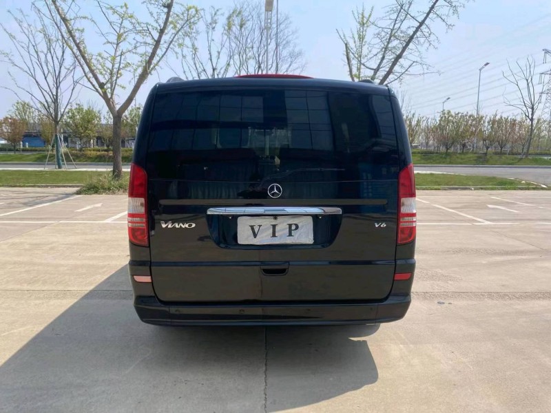 徐州13年奔驰唯雅诺9