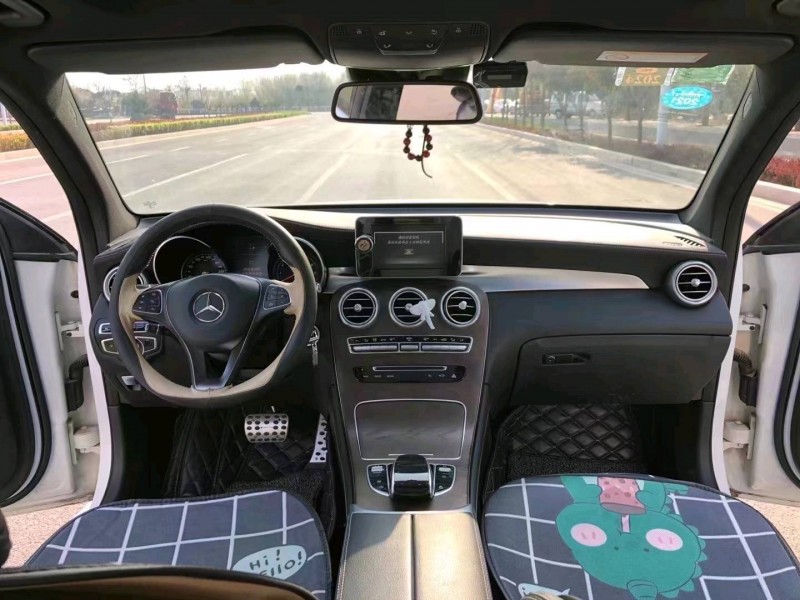 青岛16年奔驰GLC6