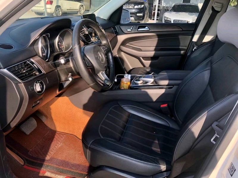 广州17年奔驰GLE4