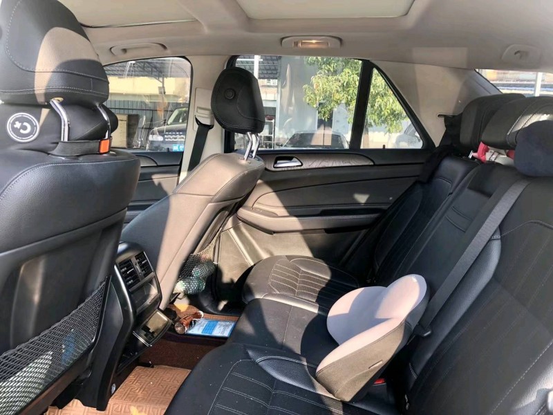 广州17年奔驰GLE7