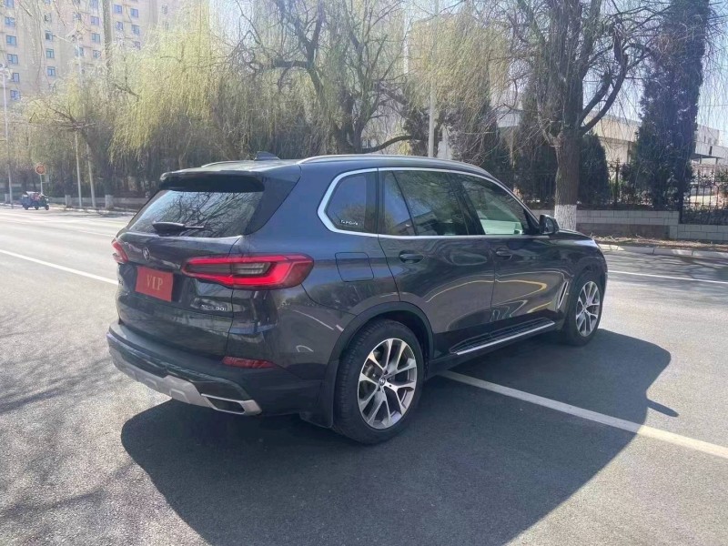 青岛20年宝马X57