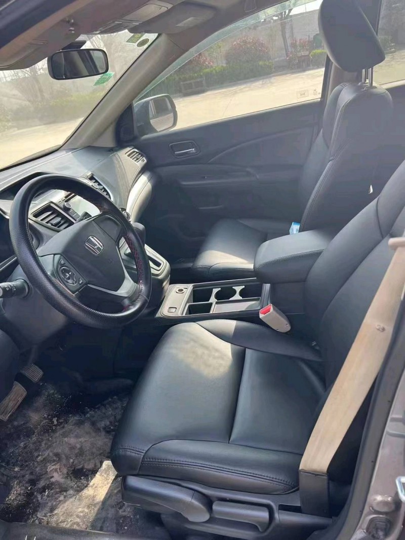 青岛15年本田CRV7