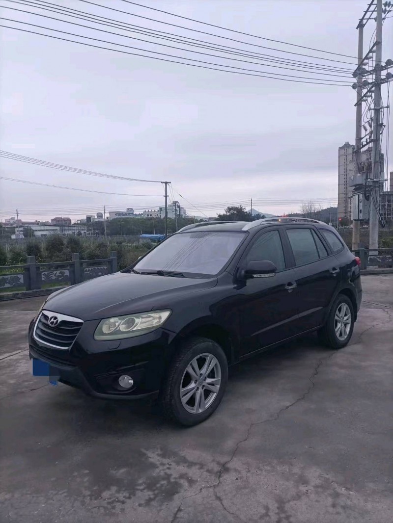 温州10年现代新胜达2