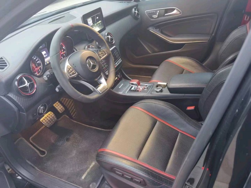 北京18年奔驰AMG7