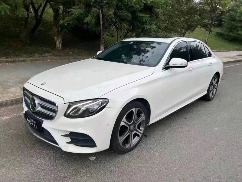 广州17年奔驰E2