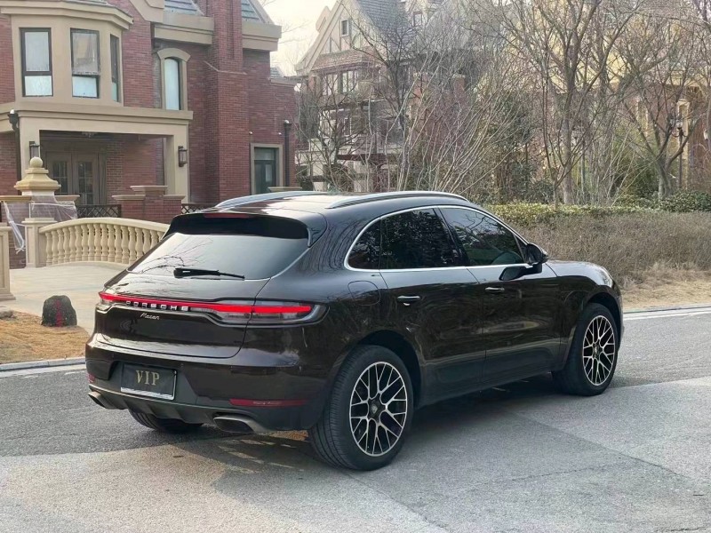 青岛19年保时捷Macan5