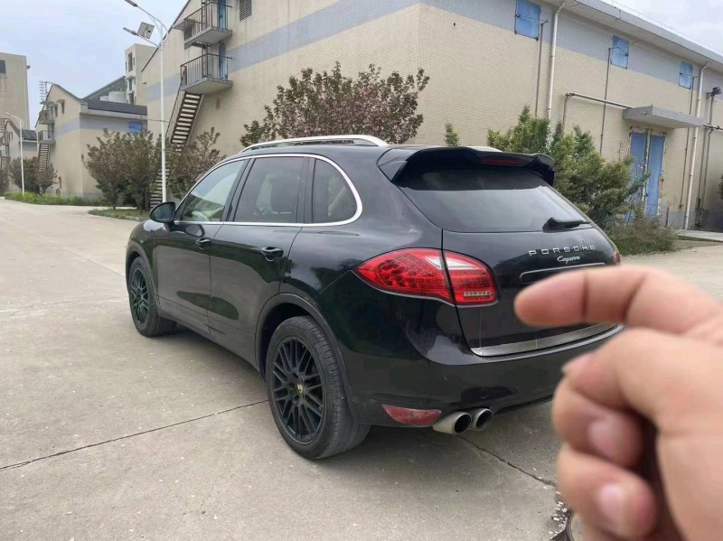 宜昌14年保时捷卡宴8