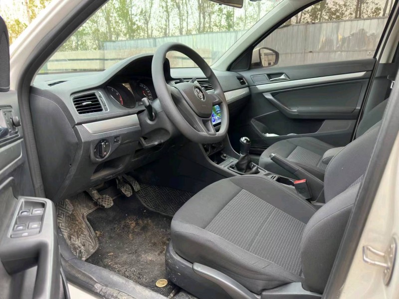 宜昌18年大众朗逸4