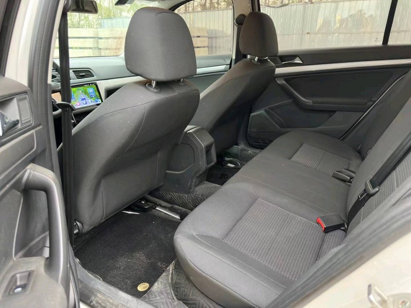 宜昌18年大众朗逸5