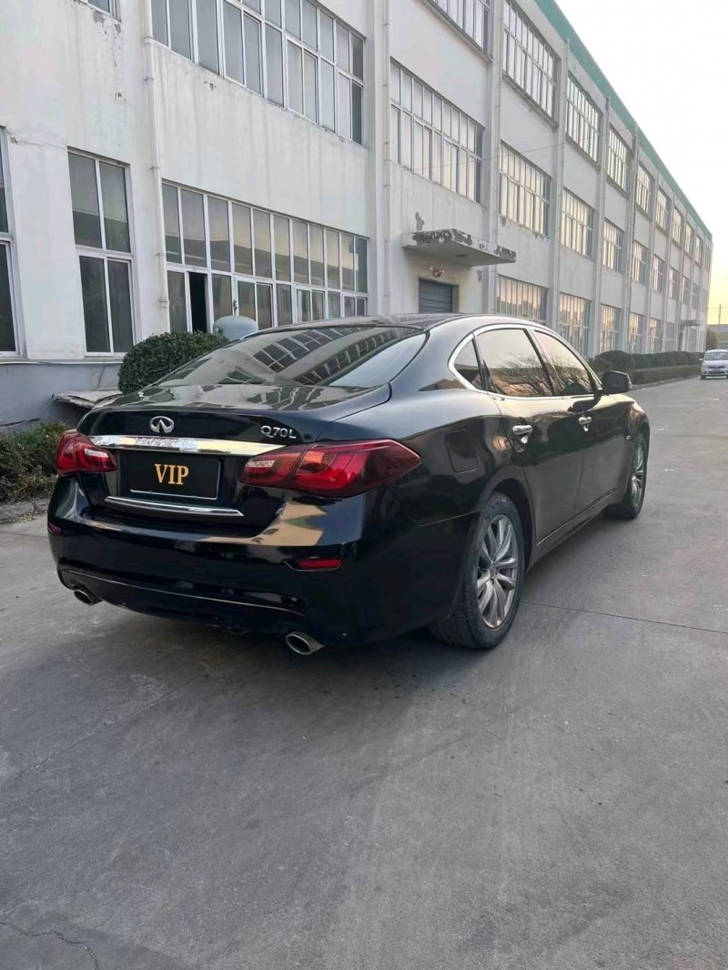 徐州19年英菲尼迪Q708