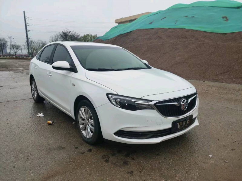 青岛20年别克英朗8