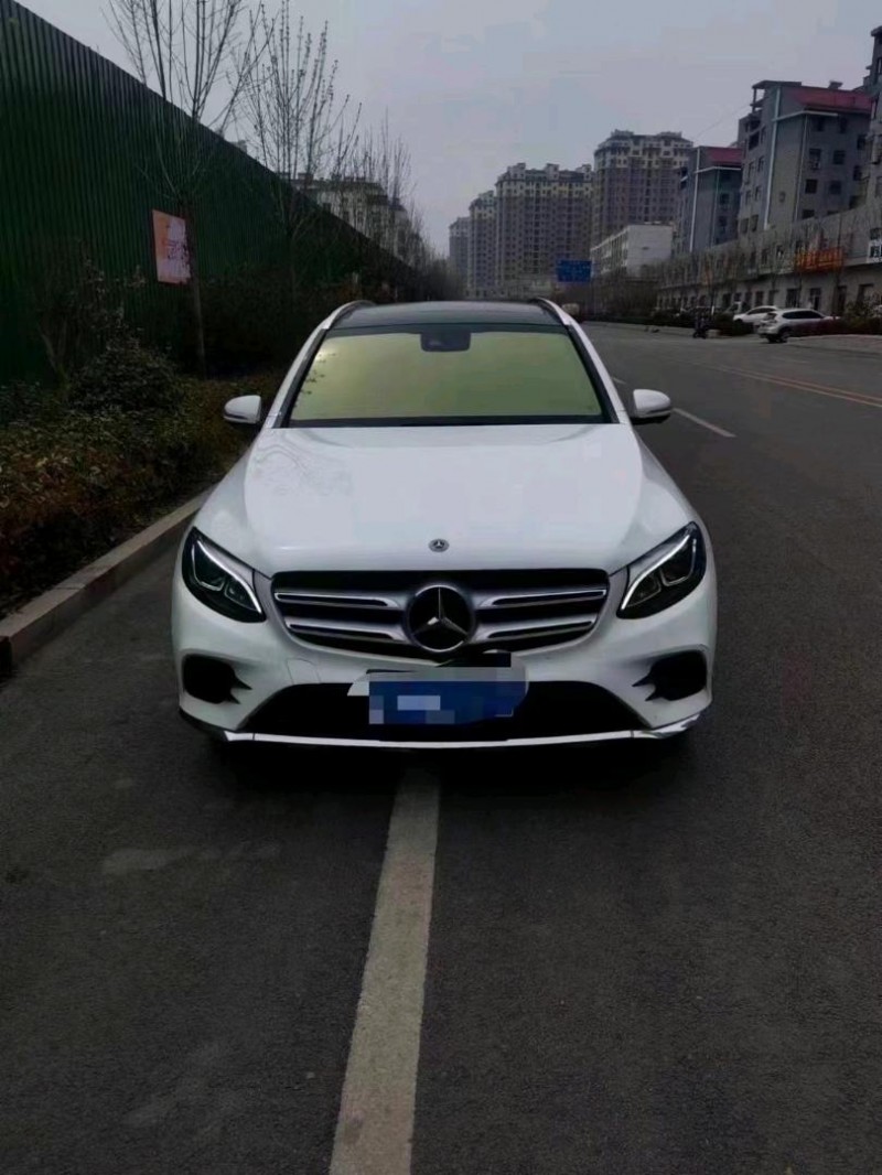 济南18年奔驰GLC1