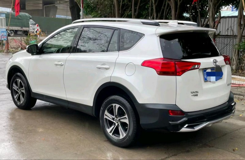 广州16年丰田RAV49