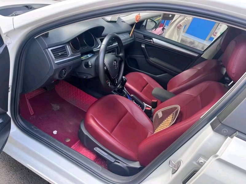 成都21年大众宝来3