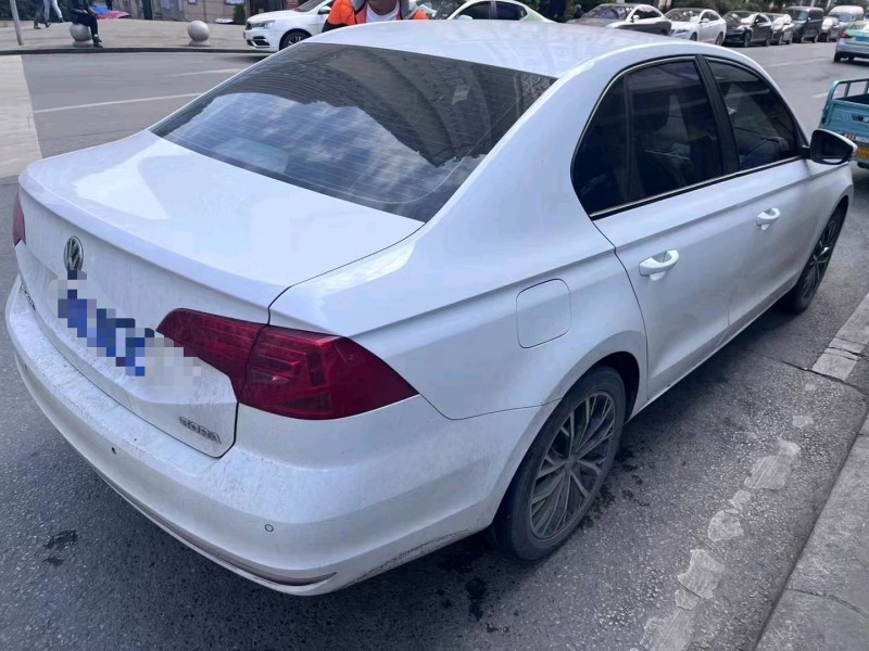 成都21年大众宝来6