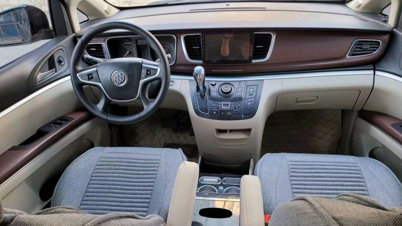 枣庄17年别克GL89