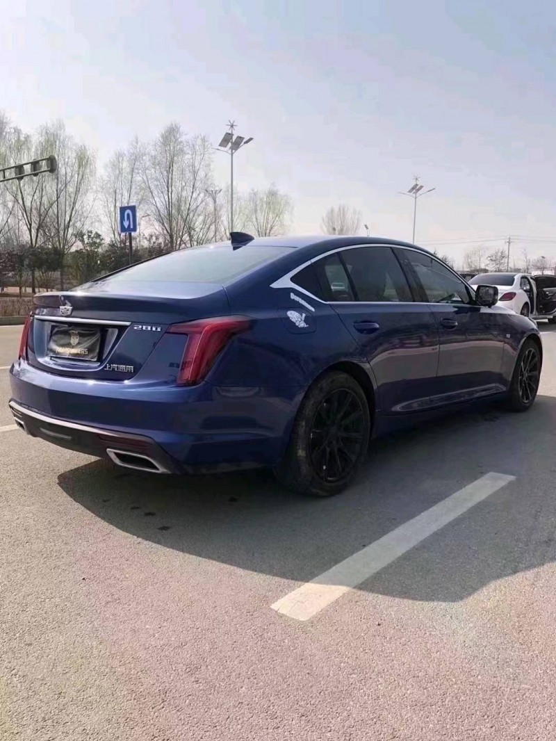 东营20年凯迪拉克CT52