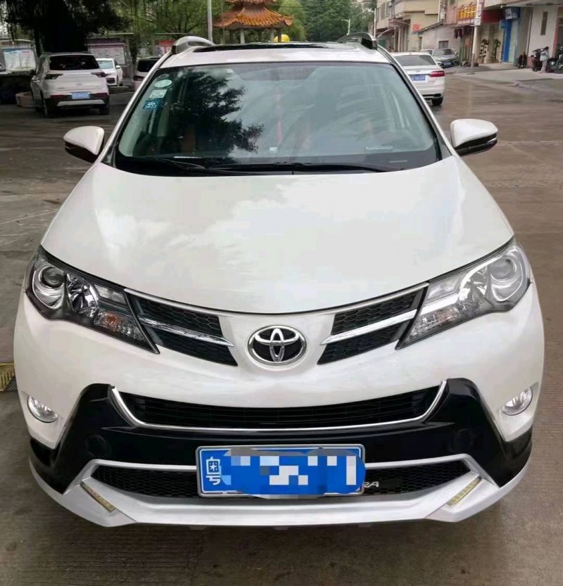 珠海16年丰田RAV4荣放1