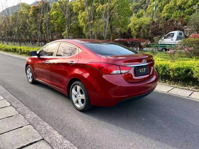嘉兴14年现代朗动7