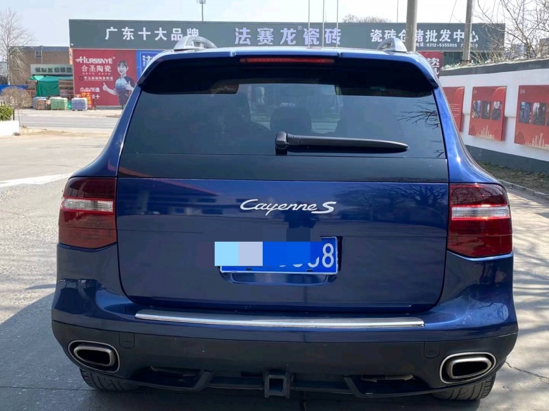 保定08年保时捷卡宴7