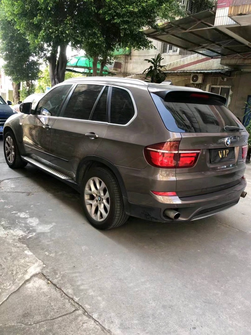 广州11年宝马X54