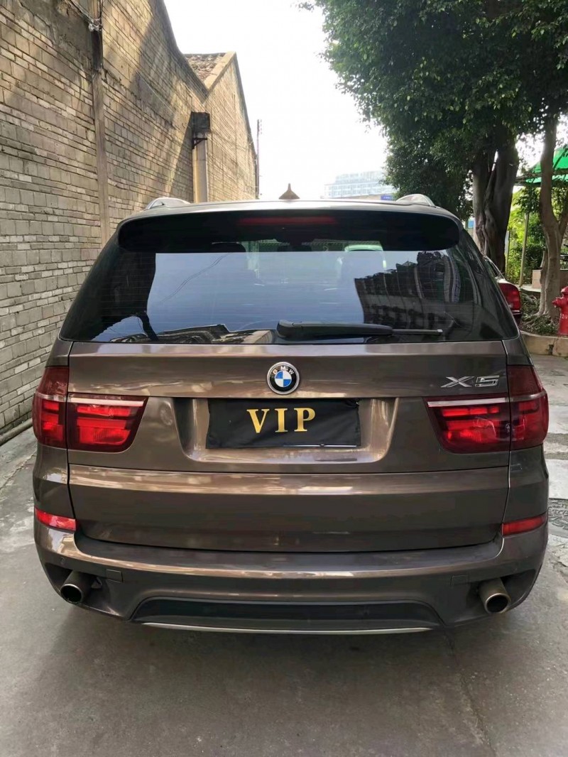 广州11年宝马X59
