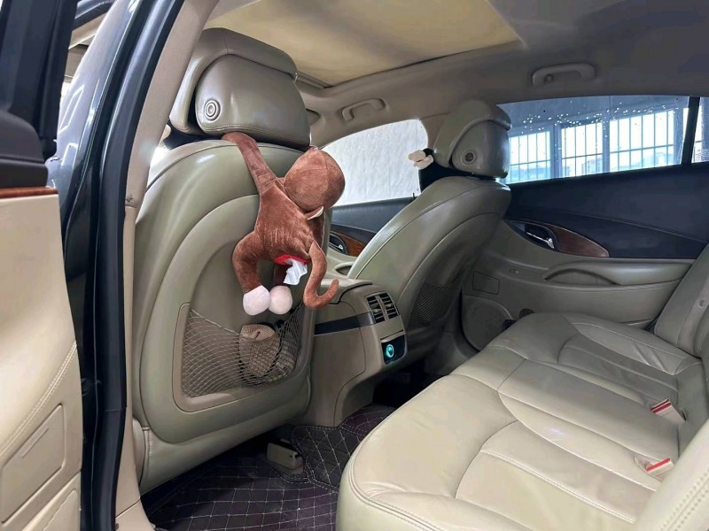 广州12年别克君越7