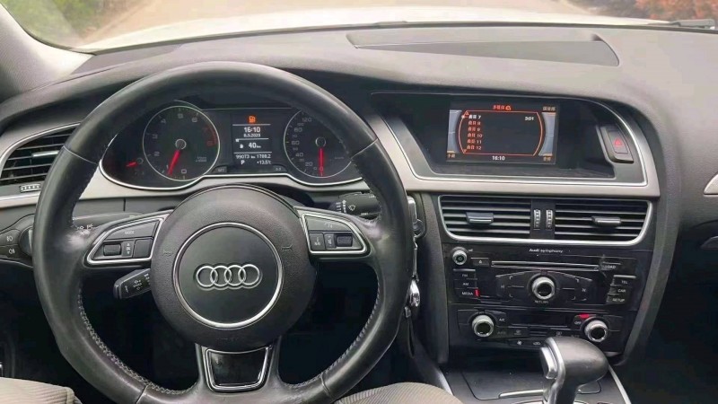 宜昌15年奥迪A4L8