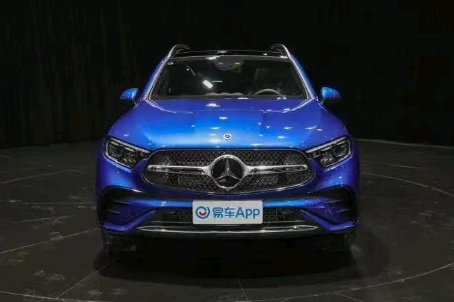 青岛16年奔驰GLC1