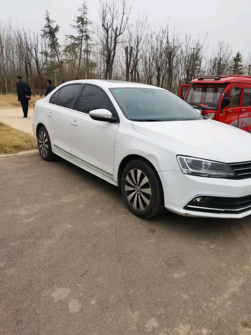 济南17年大众速腾6