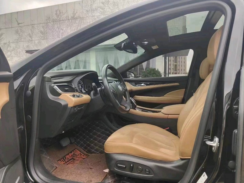 梧州19年别克君越5