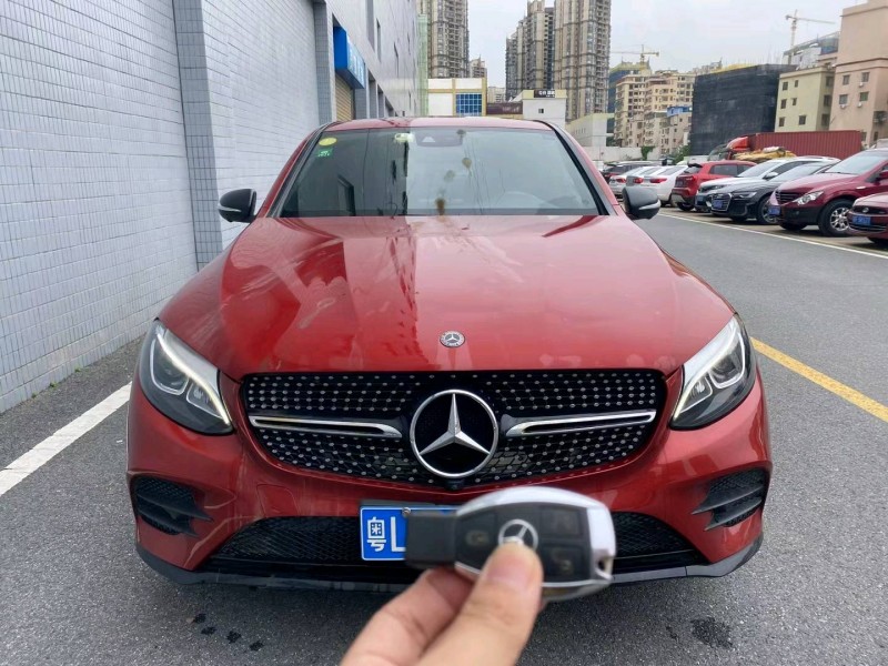 广州17年奔驰GLC1