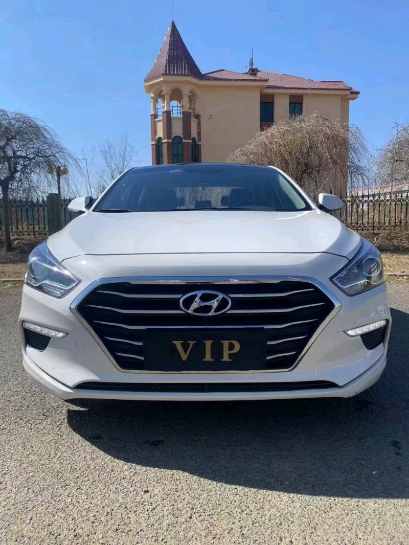 沈阳17年现代名图1