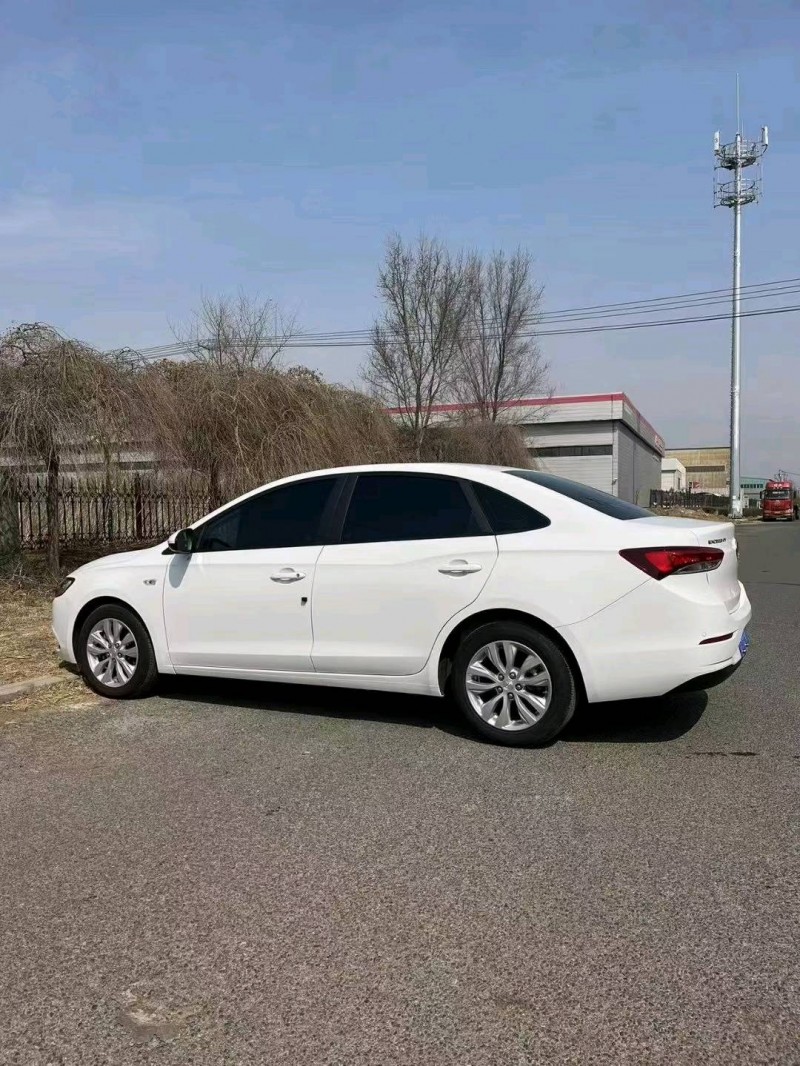 沈阳22年别克英朗6