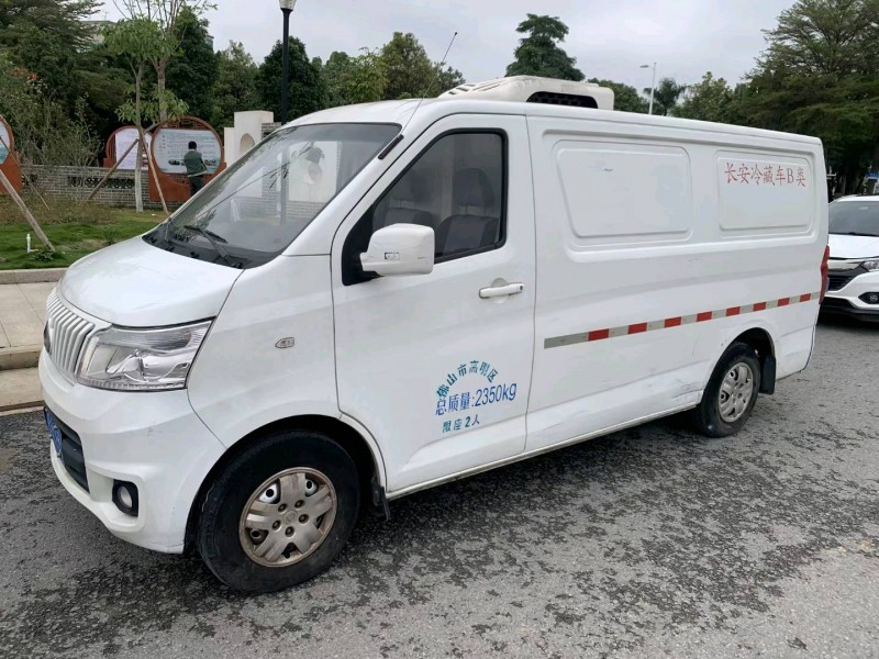 东莞19年长安汽车睿行2